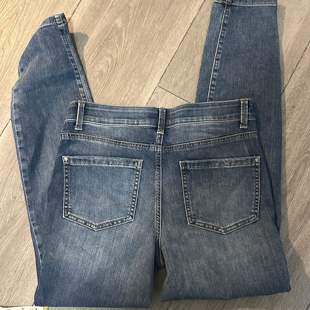 Maurice’s Blue Distressed Women's Jeans size 8 - Picture 7 of 7
